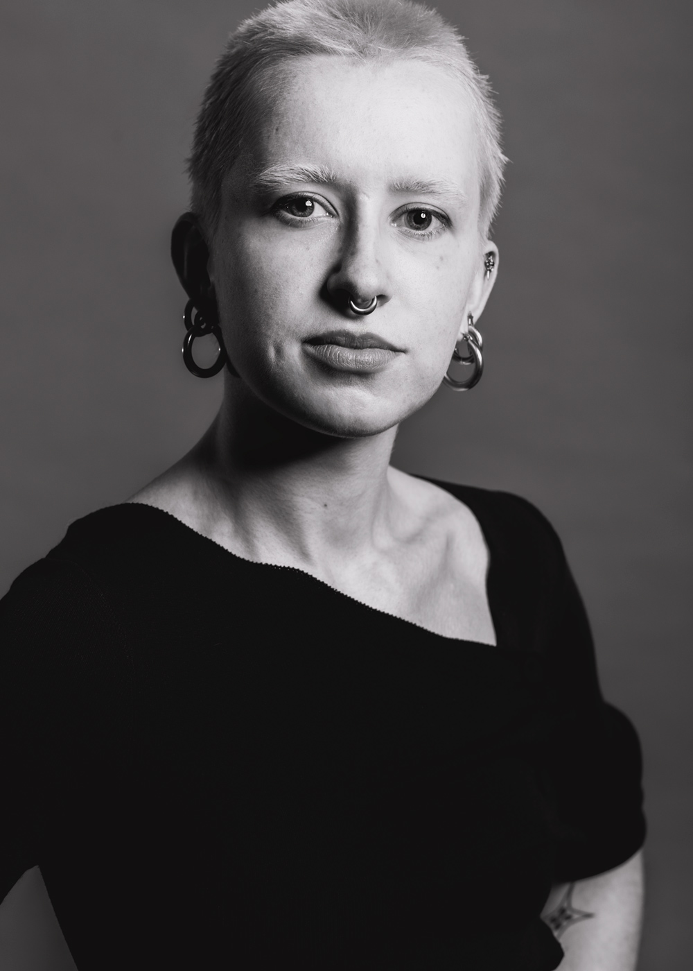 Black and white image of dancer, shot in Leamingotn Spa, UK